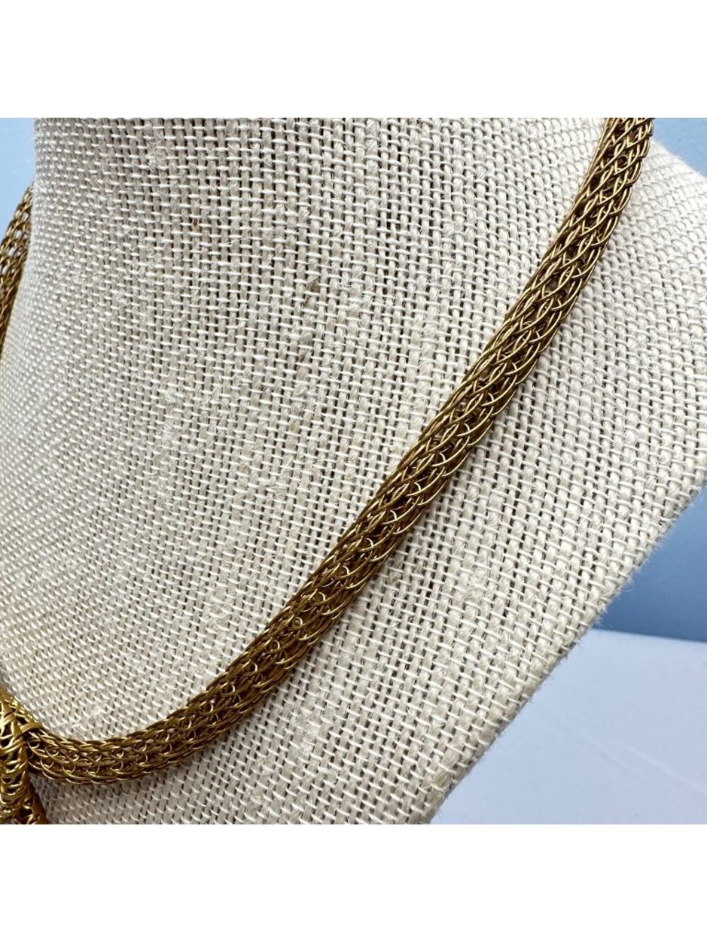 Sarah Cavender Metalworks Gold Mesh Necklace Blue Chandelier Pendant Statement - Picture 5 of 14